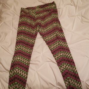 Lularoe leggings Kermit TC